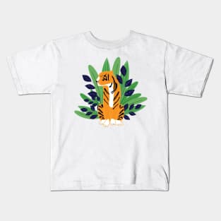 Tiger amoung leaves Kids T-Shirt